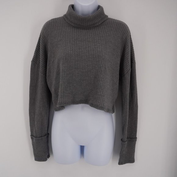 wild fable Tops - Wild Fable NWOT Womens Grey Waffle Knit Turtleneck Cropped Long Sleeve Shirt XL